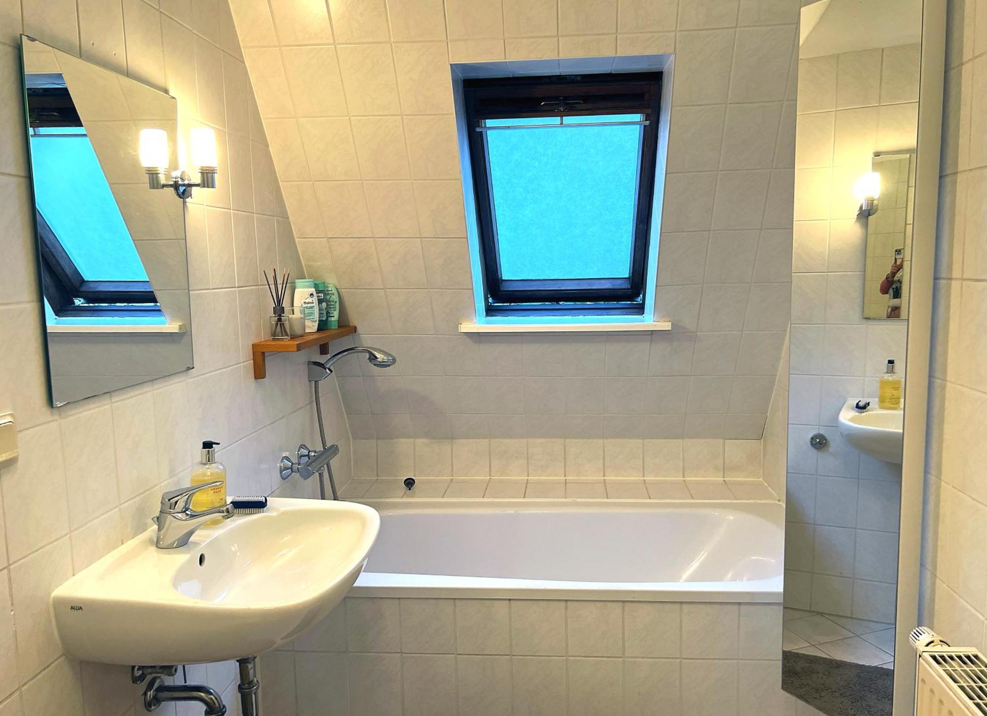 Atelierwohnung Mit Parkblick * Erfurt